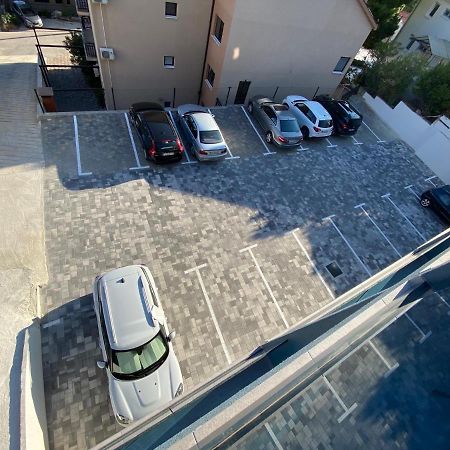 Apartments Elena ロクヴァ・ロゴズニツァ エクステリア 写真