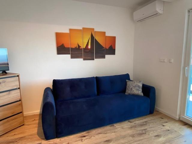 Apartments Elena ロクヴァ・ロゴズニツァ エクステリア 写真