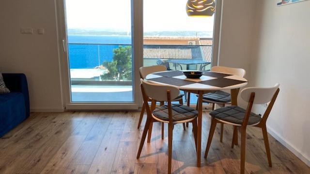Apartments Elena ロクヴァ・ロゴズニツァ エクステリア 写真